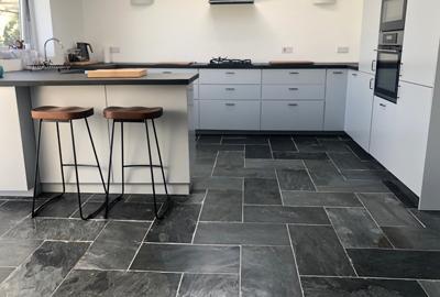 Floor tile ideas for your kitchen