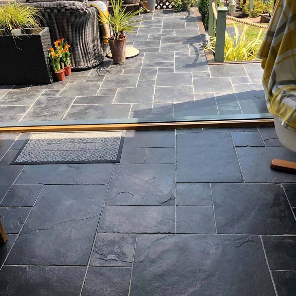 The Best of Carbon Slate Panels